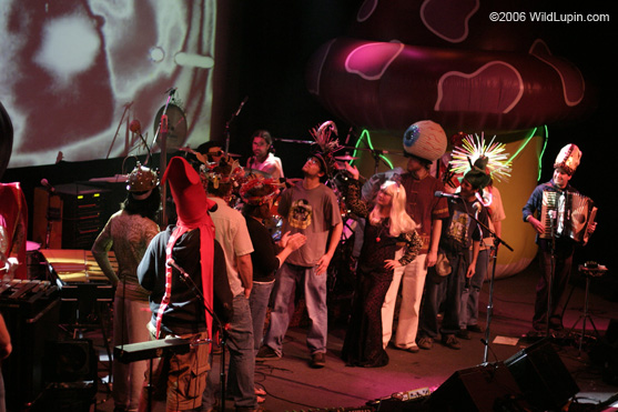 nye06_133_RJ