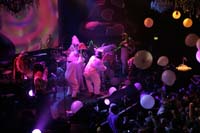 nye06_163_RJ